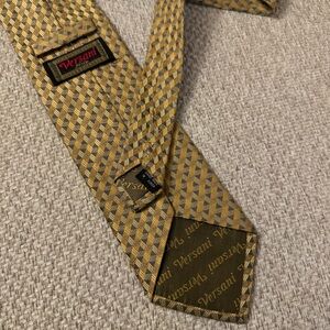 Versani 100% Silk Gold and Grey Patterned Men's Tie, EUC‎